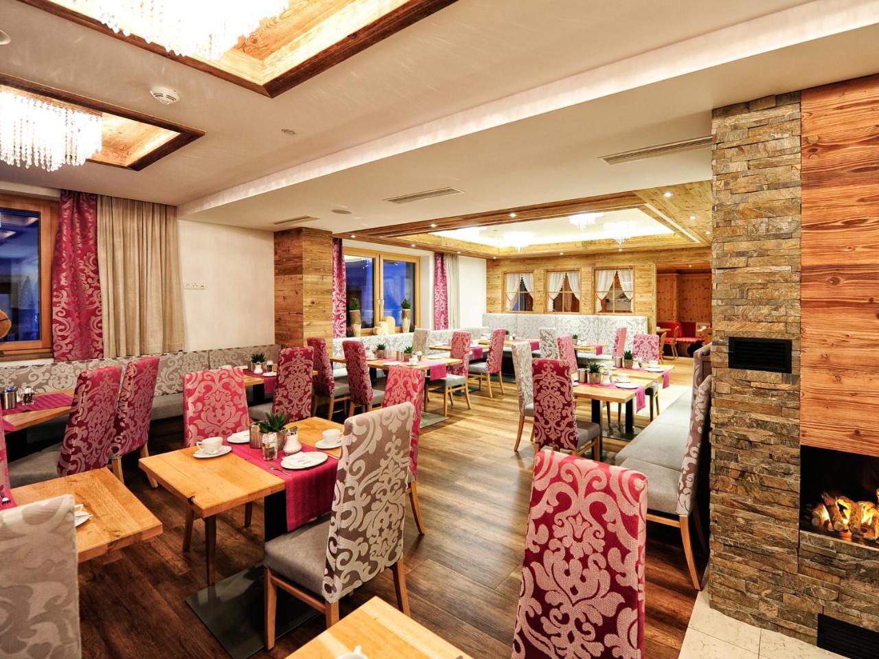 Hotel Ferienglueck Ischgl Esterno foto