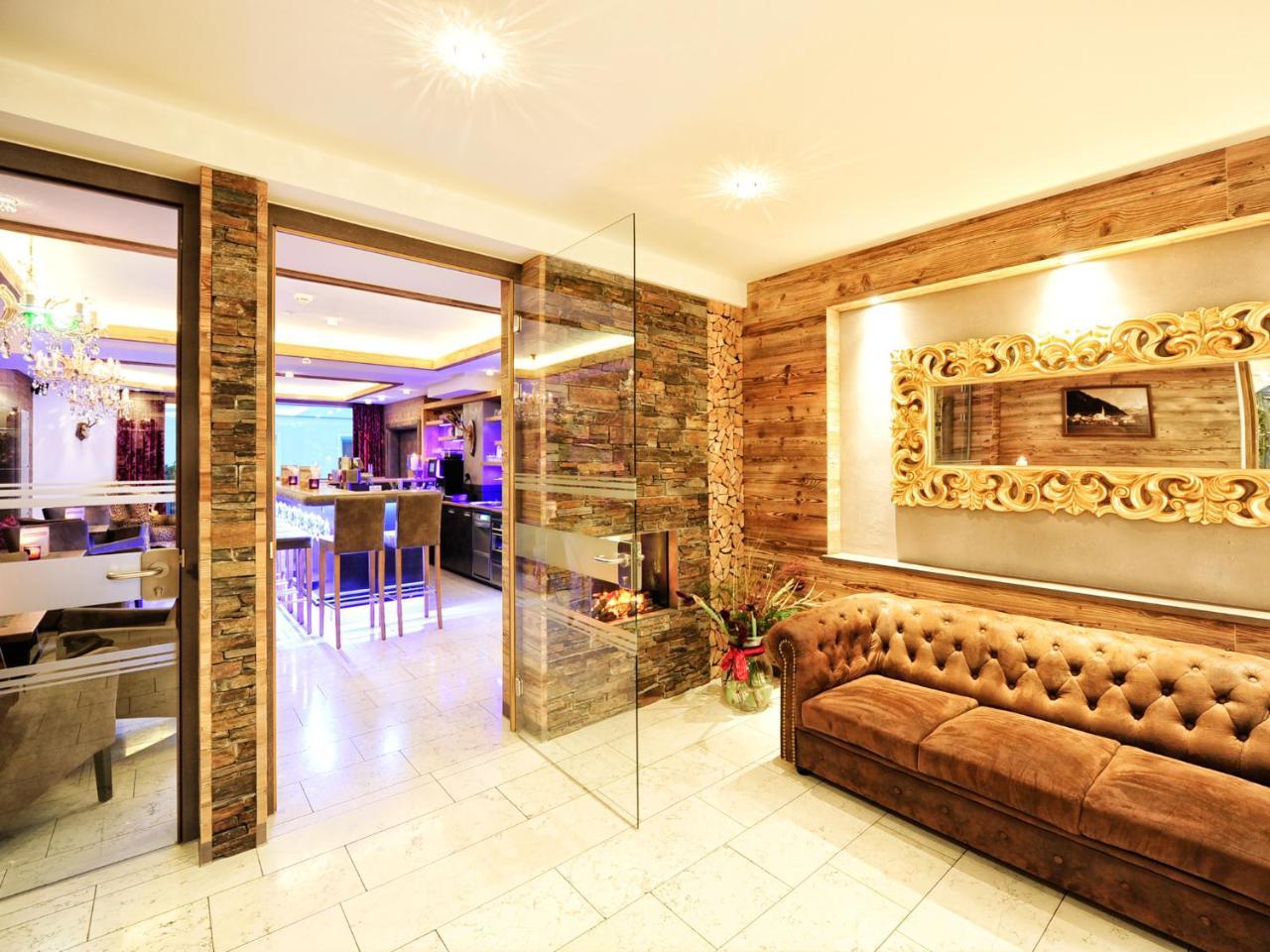 Hotel Ferienglueck Ischgl Esterno foto