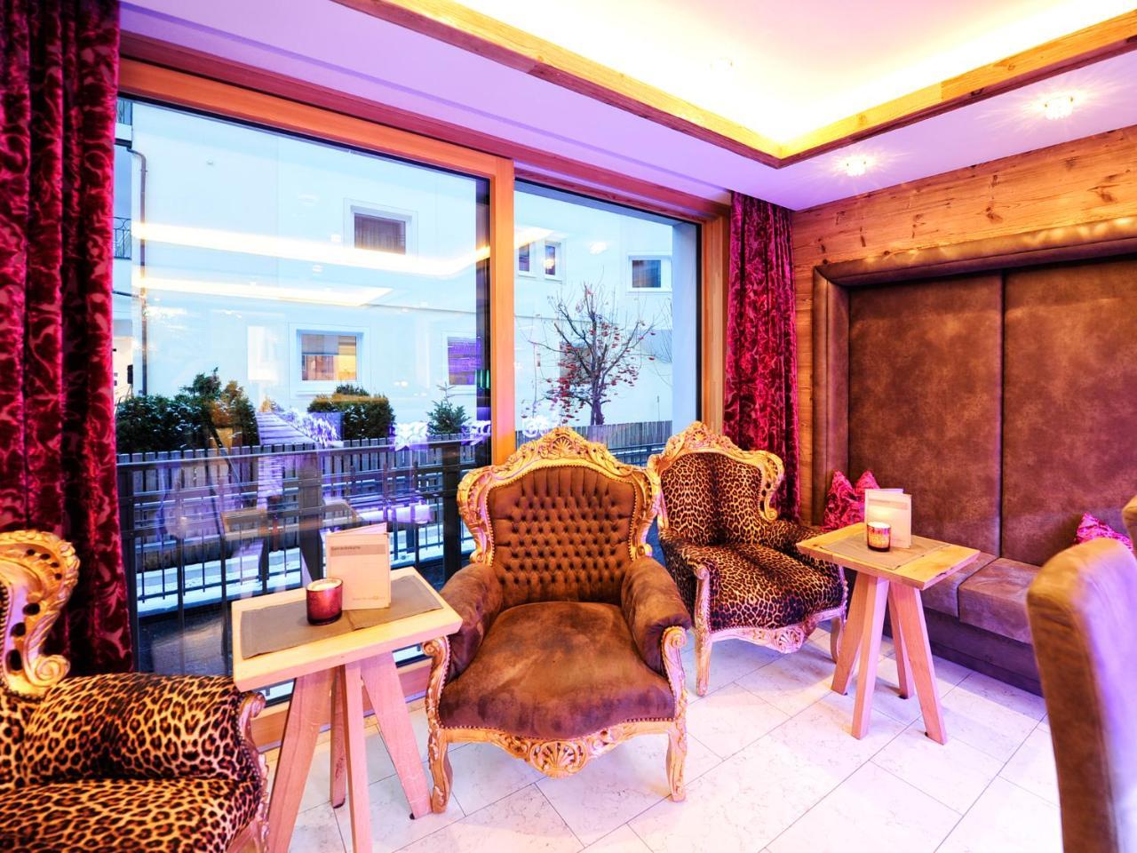Hotel Ferienglueck Ischgl Esterno foto