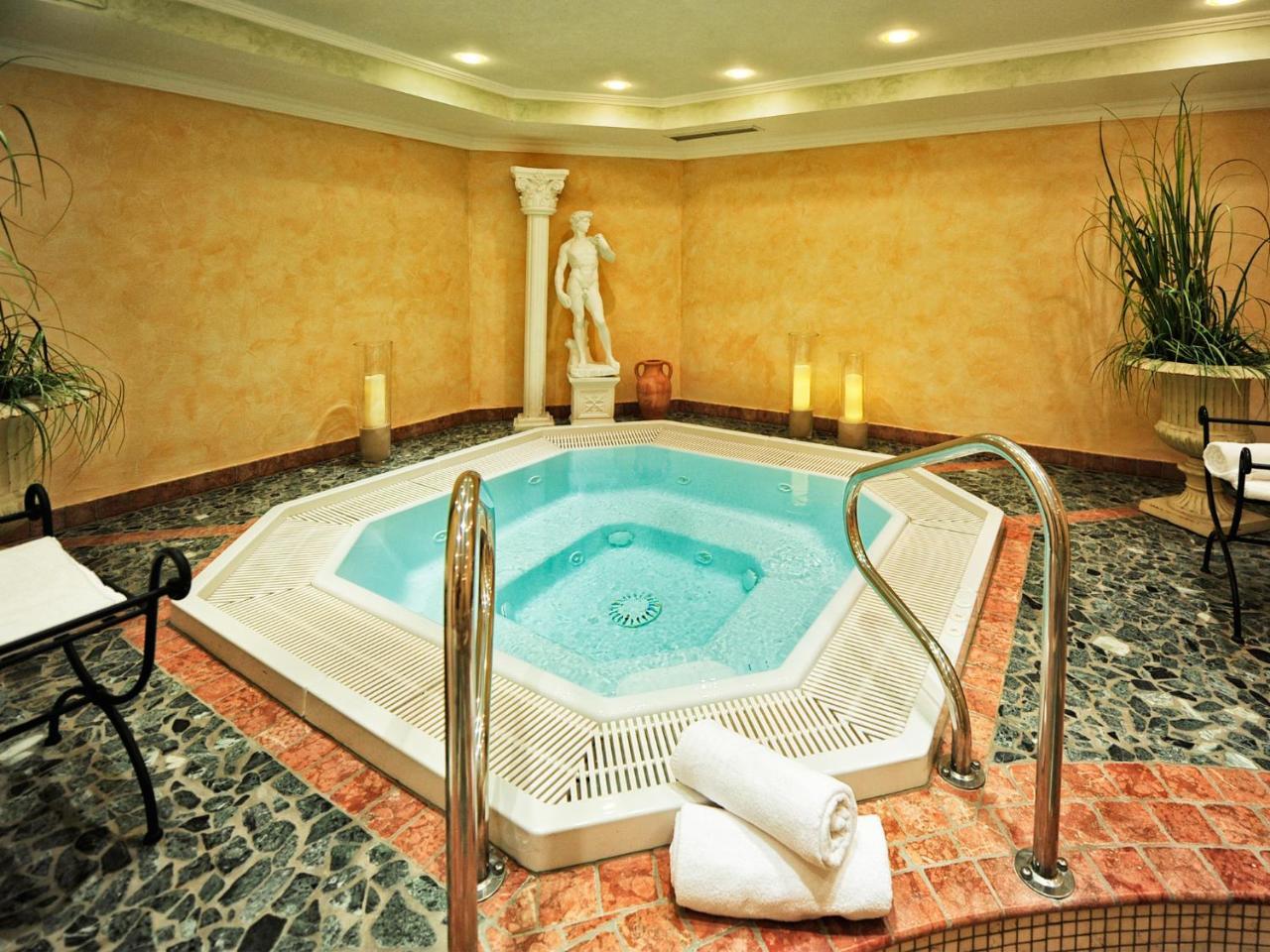 Hotel Ferienglueck Ischgl Esterno foto
