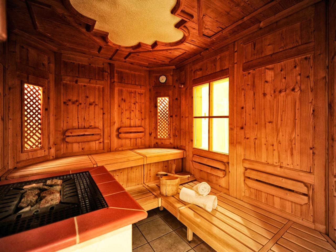 Hotel Ferienglueck Ischgl Esterno foto