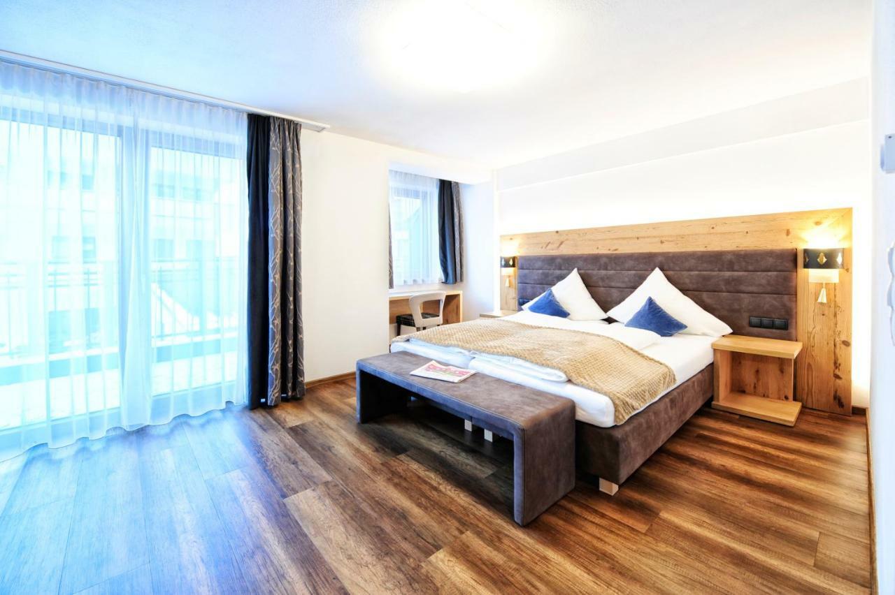 Hotel Ferienglueck Ischgl Esterno foto